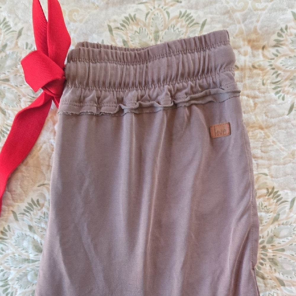 Peace Love World M BOHO Espresso & Red RUFFLE Flare Pants UNIQUE FESTIVE So Soft - Picture 14 of 16